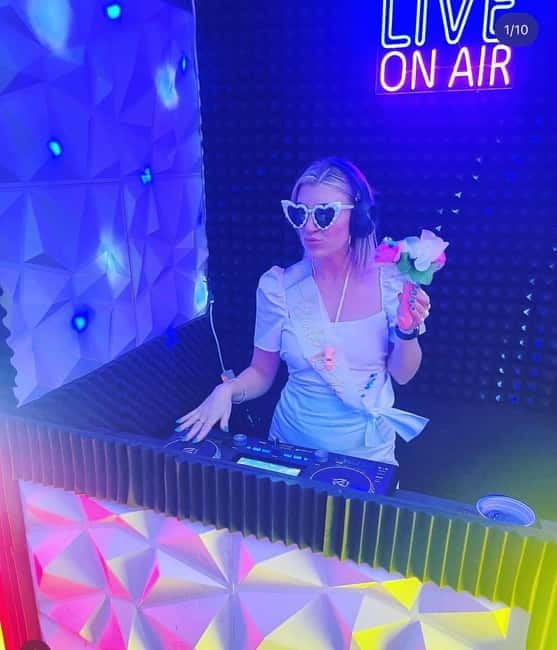 Private Karaoke Room hire (up to 30 guests) - Key Points