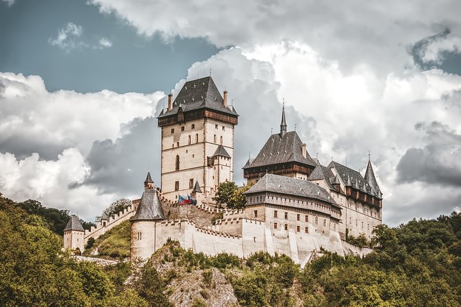 Private Karlstejn castle tour from Prague with glassworks & lunch - Why Choose This Tour?