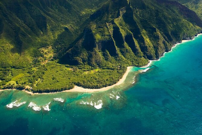 Private Kauai Airplane Tour: Na Pali Coast, Waterfalls & More - Practical Details and Meeting Arrangements