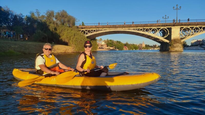 Private Kayak Tour: Historic Seville, Triana and Cartuja - Key Points