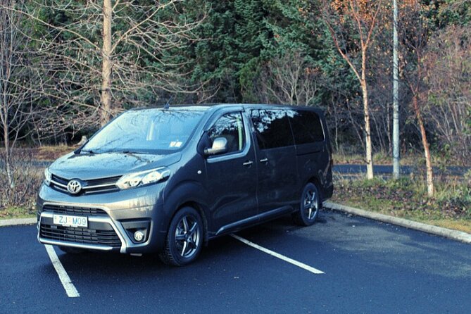 Private Keflavik Airport Transfer (Round trip) - Vehicle Quality and Comfort