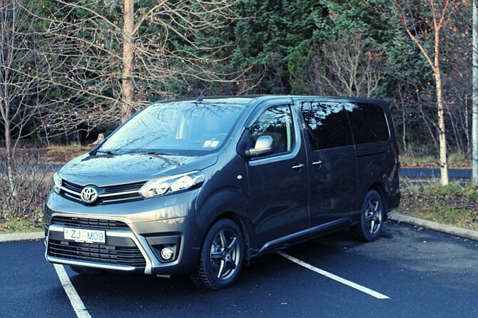 Private Keflavik Airport Transfer (Round trip) - Service Flexibility and Customer Support