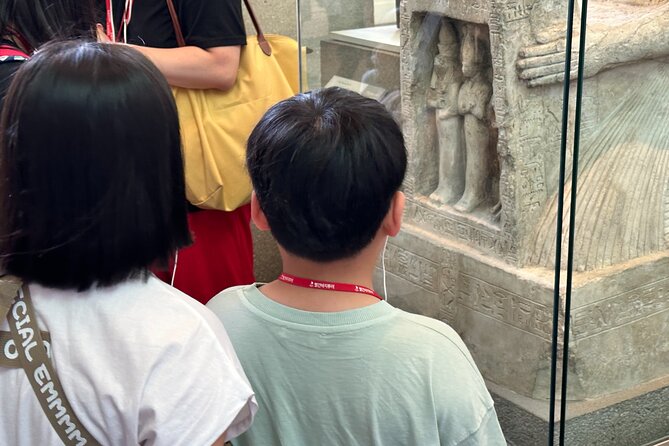 Private Kid-Friendly London British Museum Tour and West End Walk - Trafalgar Square: The Heart of London and Art