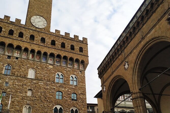 Private Kids Treasure Hunt in Palazzo Vecchio - Hands-On History and Sensory Exploration