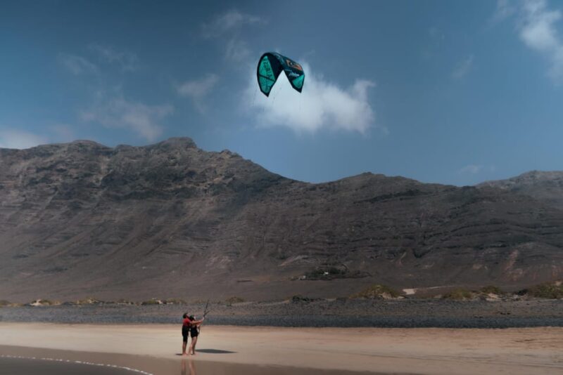 PRIVATE KITESURF LESSONS - Flexibility and Booking Options