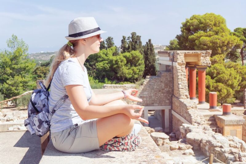 Private Knossos Skip The Line Tour inc. lunch & wine tasting - Modern Comfort and Practical Tips