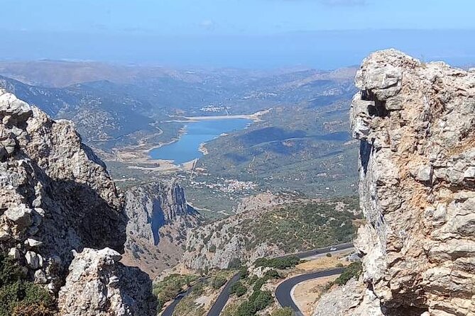 PRIVATE-Knossos-Winery-Olive Oil Factory-Traditional Villages - Explore the True Spirit of Crete with a Private Full-Day Tour