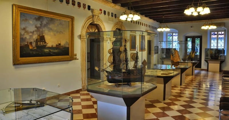 Private Kotor Walking Tour: Rick Steves' Recommended - Tasting Local Ham, Cheese, and Wine