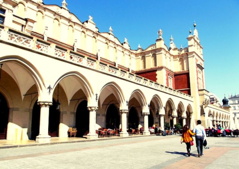 Private Krakow Old Town golf cart tour with audio-guide - Convenient Private Group Experience