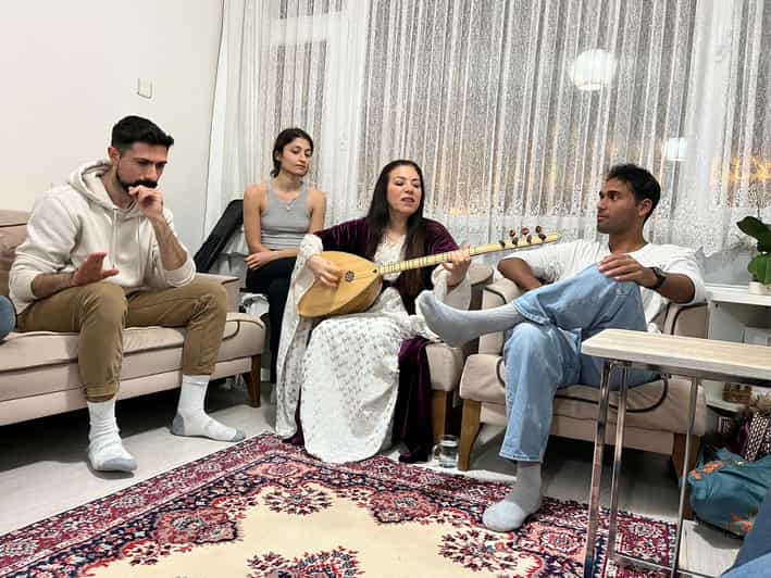 Private Kurdish Music Istanbul: Ancient Music Style Dengbeji - A Closer Look at the Dengbej Workshop Location and Accessibility