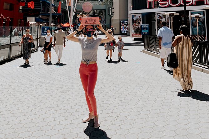 Private LA Photoshoot at Universal CityWalk Hollywood with Iconic Photo-Ops - Capture Iconic LA Moments with a Private Photoshoot at Universal CityWalk Hollywood