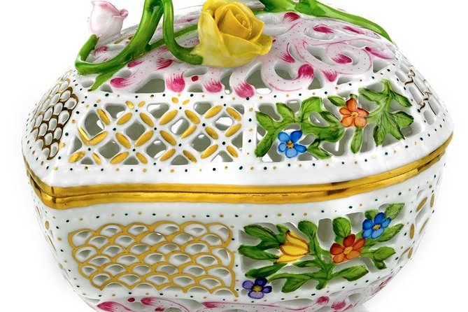 Private Lake Balaton Experience with the Herend Porcelain Factory - Key Points