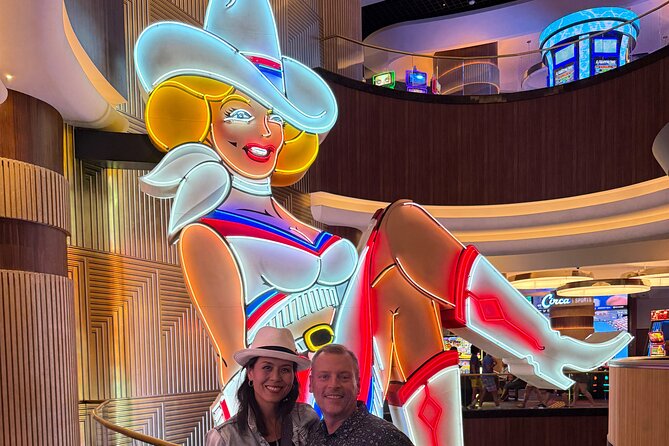Private Las Vegas Highlights Tour - Lunch and Shopping at Downtown Summerlin