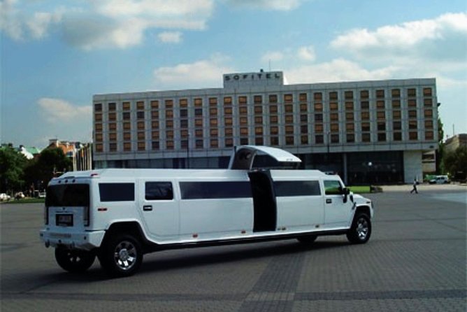 Private Limo Service: Airport Transfer from Chopin WAW - What to Expect During the Transfer