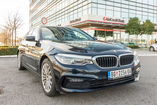 Private Limo Transfer from Beograd Airport to Belgrade downtown - Service Reliability and Handling Flight Delays