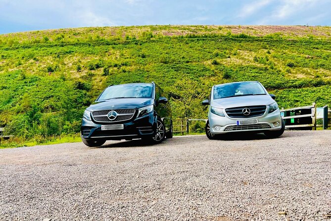 Private limo transfers Gatwick Airport to/from any London hotel - Luxury Gatwick to London Hotel Transfers for Up to Three People