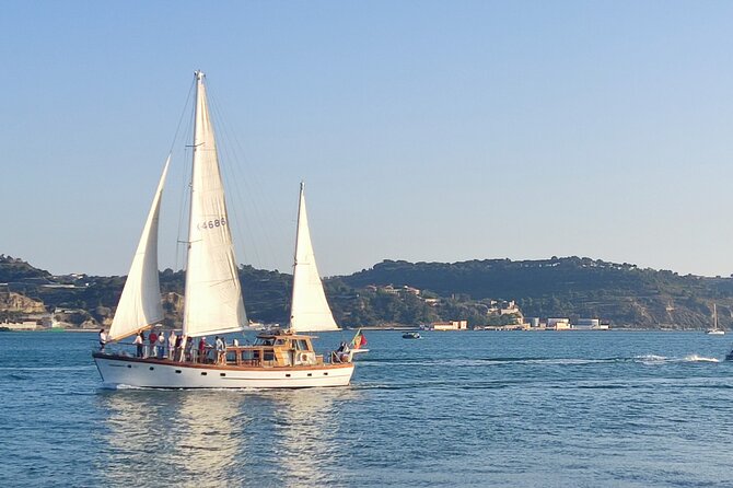 Private Lisbon Airport to City Transfer - Effortless and Comfortable Transfer from Lisbon Airport to the City