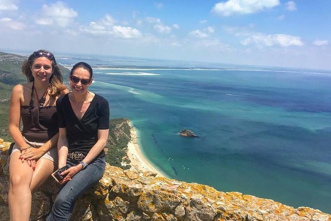 Private Lisbon Arrábida Wine Tour: Scenery, Food & Wines - Private Visit and Tasting at José Maria de Fonseca