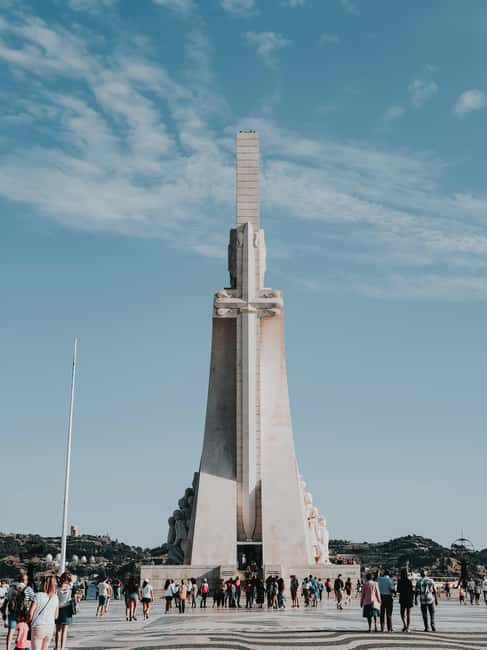 Private Lisbon City, Belém Tour & Special Souvenir Shopping - Key Points