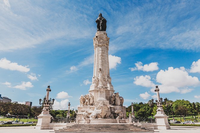 Private Lisbon Wine Tasting Trip to the Setubal Region with Hotel Pick-Up - Captivating Views from Palmela and Arrabida Natural Park