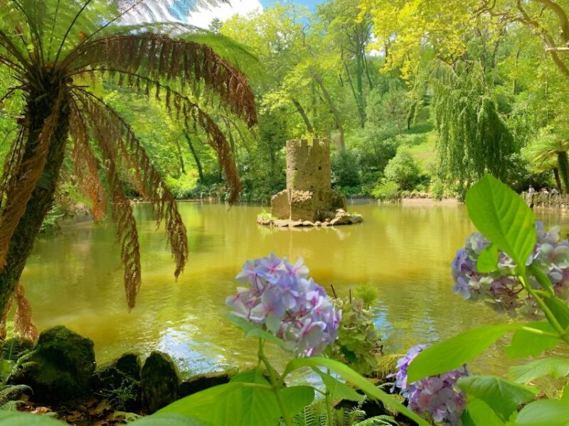 Private Lisbon:Sintra>Quinta Regaleira>Pena Palace>Cascais - Key Points