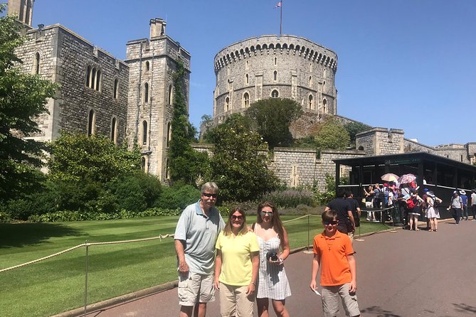 Private London Taxi Royal Windsor and Runnymede Tour - Key Points