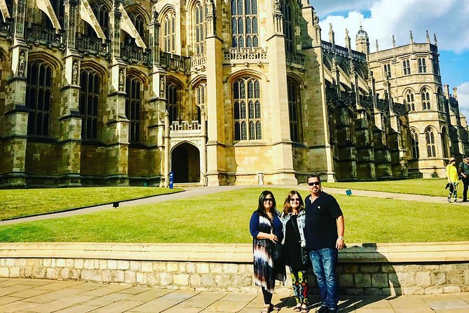 Private London Taxi Royal Windsor and Runnymede Tour - The Experience at Windsor: Exploring the Castle Grounds