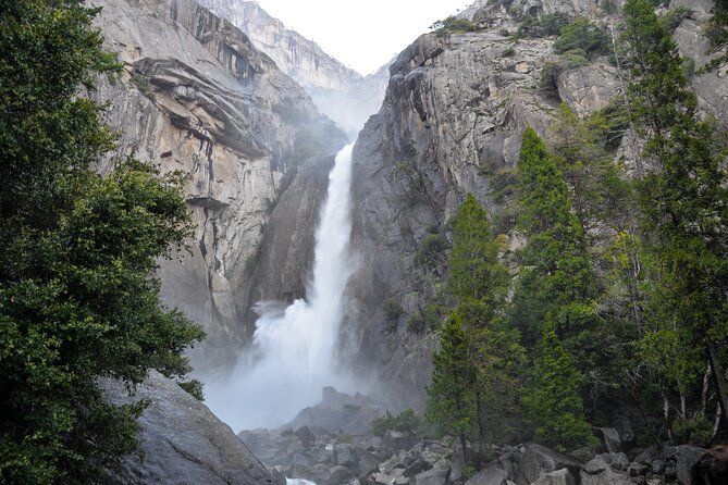 Private Los Angeles to Yosemite Valley Multi Day Tour - Half Dome and Yosemite Village: Photo Opportunities and Free Time