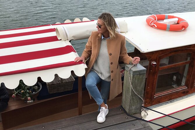 Private Lunch or Dinner Cruise for 4 Guests - A Private Gourmet Dining Experience on Amsterdam’s Canals