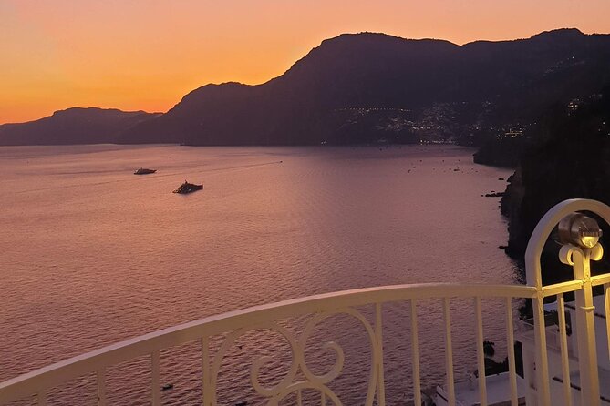 Private Luxury Arrival Transfer from Napoli to Amalfi Coast - Discover Naples During the Ride with a Private Tour