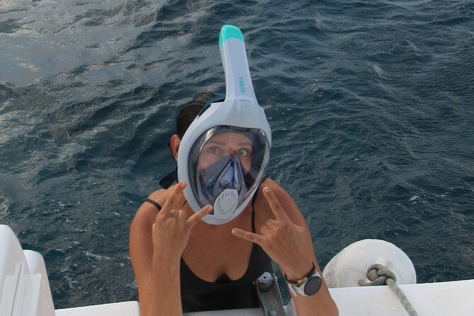 Private Luxury Boat Excursion Tour in Puerto Colon - How This Tour Compares to Similar Experiences