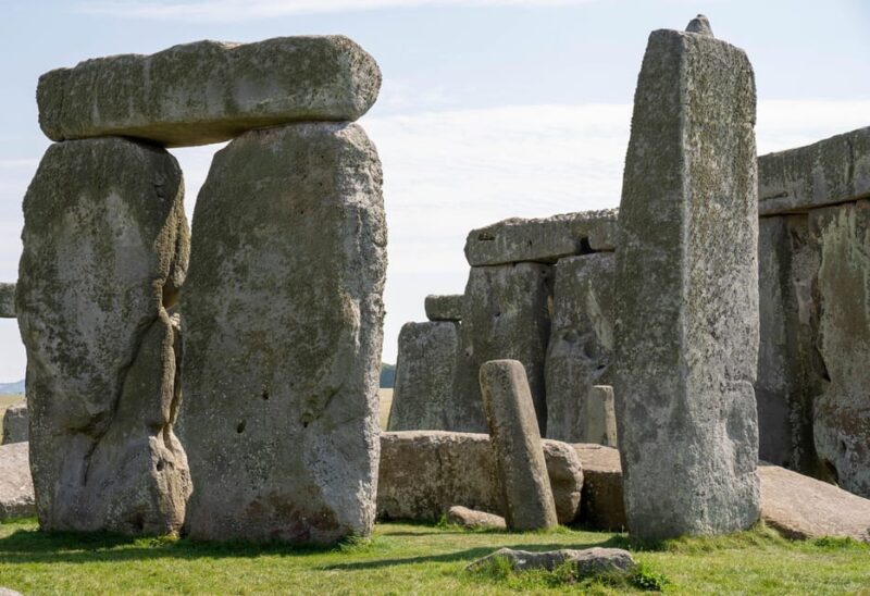 Private Luxury Day Tour of Stonehenge and Bath from Oxford - Key Points