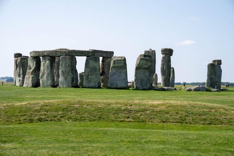 Private Luxury Day Tour of Stonehenge and Bath from Oxford - Exploring the Historic City of Bath