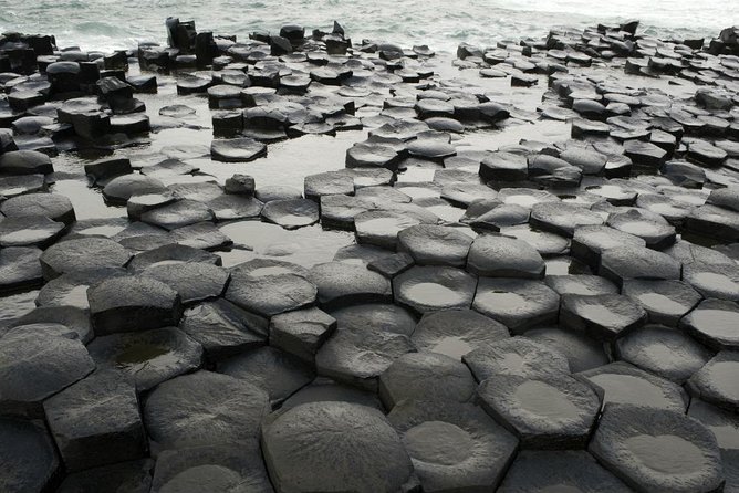 Private Luxury Mercedes Rope Bridge Giants Causeway Coastal Tour - Exploring Ballintoy Harbour and the Iron Islands