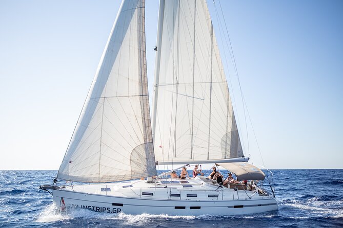 Private Luxury Sailing Trips to Dia Island - Dining Options and Special Treats Available at Extra Cost