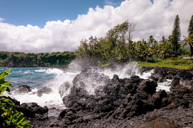 Private Luxury SUV Road to Hana Experience - Unique Highlights: Natures Multicolored and Volcanic Wonders