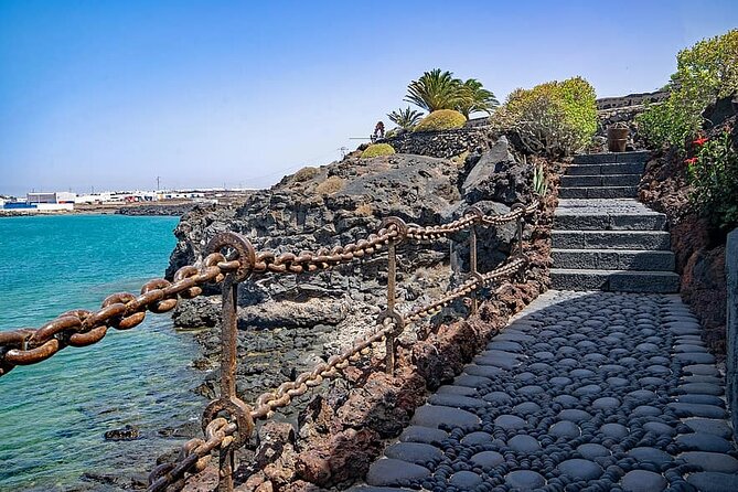 Private Luxury Tour: Best of Lanzarote Island w/ Hotel or Cruise Port pick-up - Relax at Playa Bastian