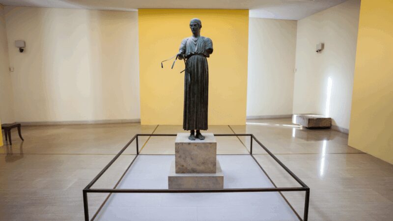 Private Luxury Tour: Delphi, Itea & the Charm of Galaxidi - Discover Greece’s Ancient and Coastal Treasures in One Day