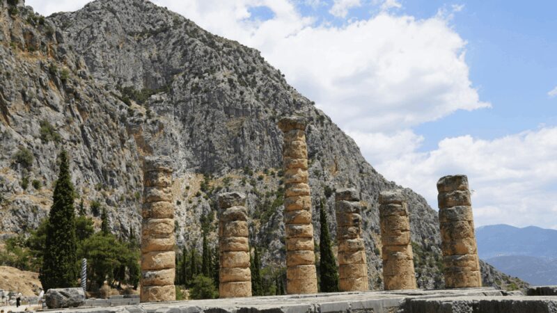 Private Luxury Tour: Delphi, Itea & the Charm of Galaxidi - Galaxidi’s Neoclassical Architecture and Maritime Heritage