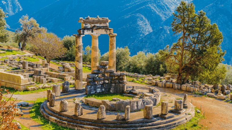 Private Luxury Tour: Delphi, Itea & the Charm of Galaxidi - Scenic Return and Reflection in Comfort