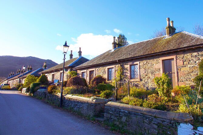 Private Luxury Tour of Loch Lomond, Oban, Glencoe & The Highlands - Castle Stalker’s Picture-Perfect Reflection