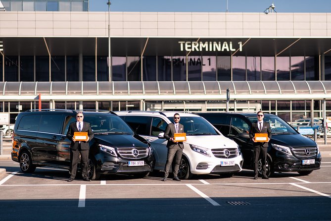 Private Luxury Transfer to Cesky Krumlov from Prague - Key Points