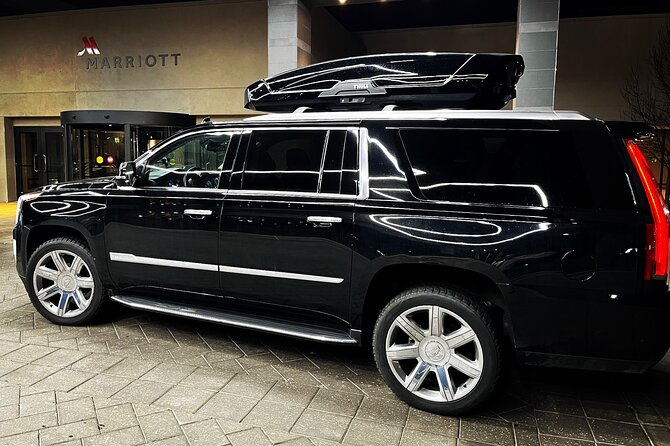 Private Luxury Transportation between Denver and Denver Airport - Who Should Consider This Service?