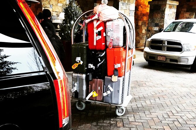 Private Luxury Transportation From Denver to Vail - Airport Pickups and Private Residence Drop-offs