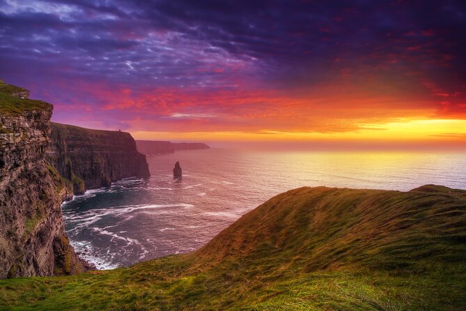 Private Luxury VIP Chauffeured Cliffs of Moher Tour from Dublin - Key Points