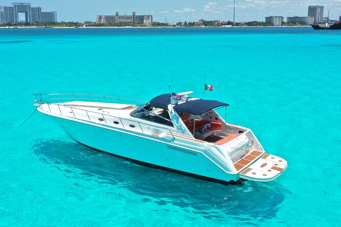 Private Luxury Yacht 55FT Rental in Cancun - Key Points