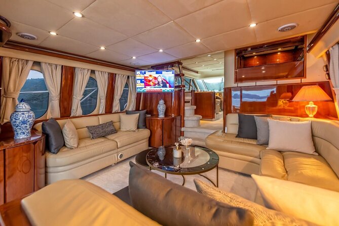 Private Luxury Yacht Cruise on Bosphorus - The Maiden’s Tower and Other Scenic Spots