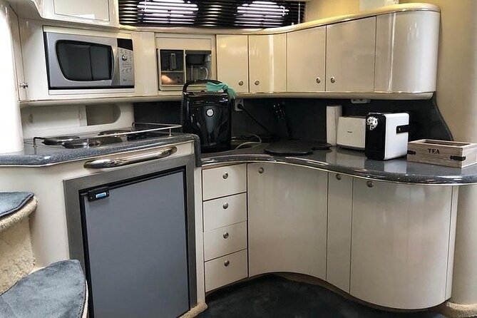 Private Luxury Yacht Sunset, Daytime or Night Cruise in Porto - Experience the Light Snacks and Drinks Aboard