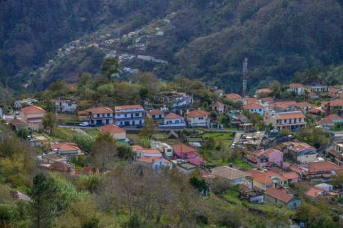 Private: Maderia Island Tour & Famous Monte Toboggan Ride - Exploring the Charming Fishing Village of Camara de Lobos