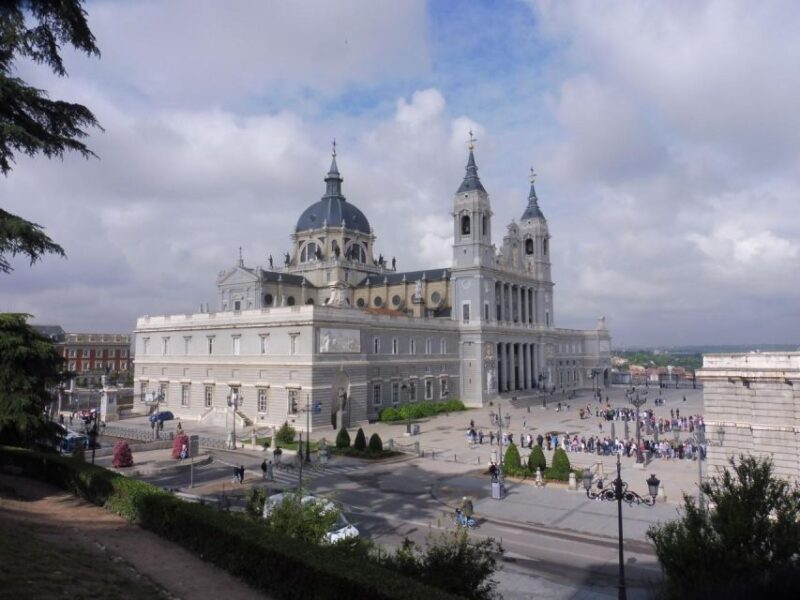 Private Madrid Bike Tour | Exclusive Guided Cycle Tour - Customizable Route Offers a Mix of Landmarks and Neighborhoods